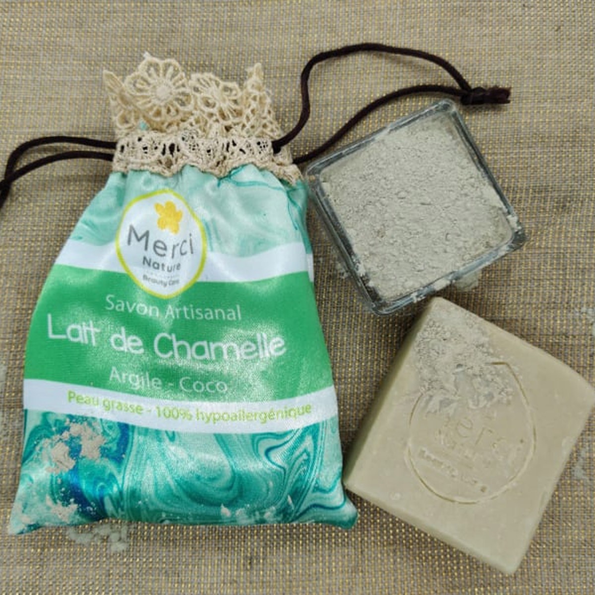 lait-chamelle-argile-coco.jpg Savon Visage Lait de chamelle Argile - Coco – Image 1